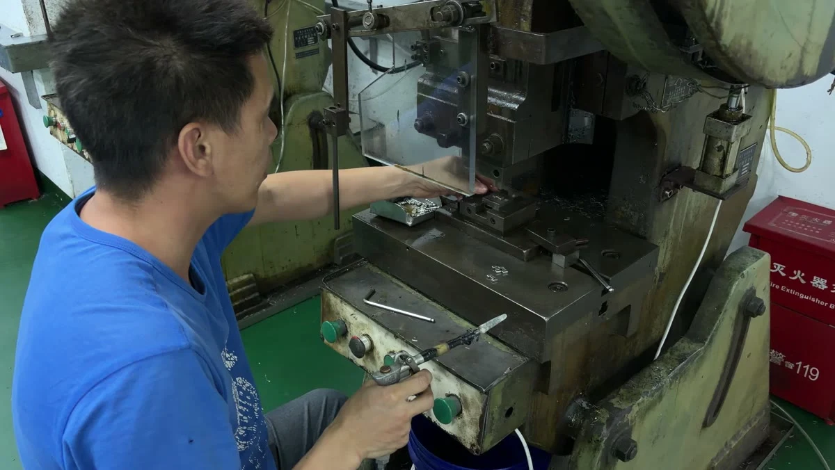 Metal bracelet component production in our factory