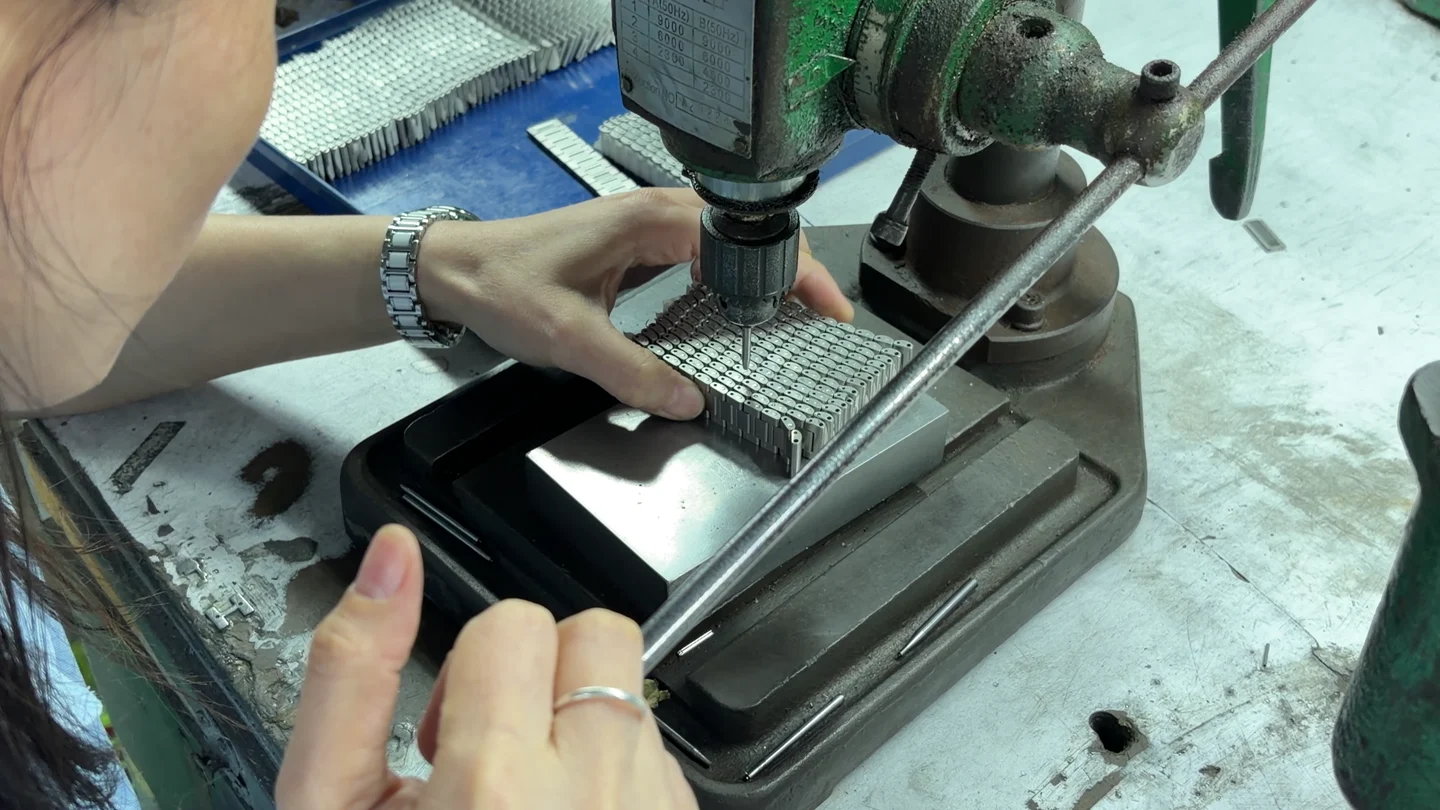 Metal bracelet component work